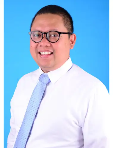 Dr. Raden Arief Nugrono, S.S., M.Hum.