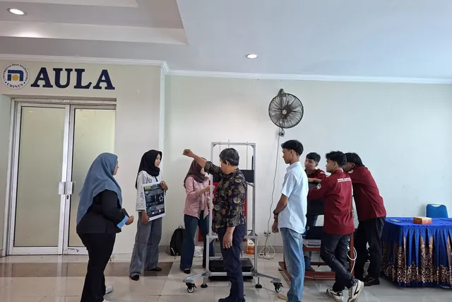 Alat SWOR dari Tim PKM Mahasiswa Udinus, Bantu Pemulihan Pasien Pasca-Stroke