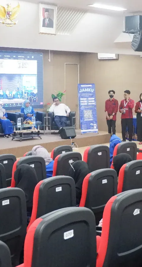 SELENGGARAKAN LEU, DPM-KM SAMPAIKAN ASPIRASI MAHASISWA SECARA TERARAH