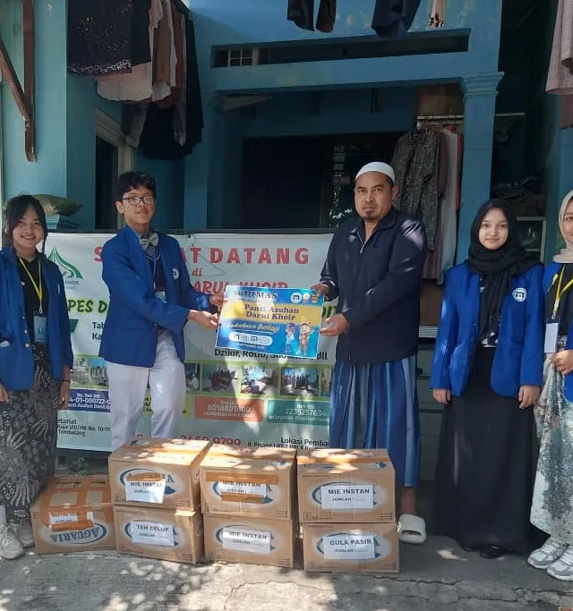 3.154 Maba Udinus Diajarkan Peduli Sesama Lewat Aksi Sosial Dinus Inside 2025