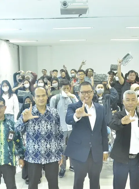UDINUS GANDENG BALAI BAHASA JATENG GELAR DISEMINASI HADIRKAN NARASUMBER AHLI