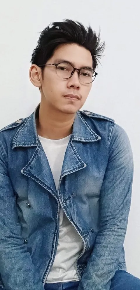 KOMBINASIKAN BELAJAR IT DAN MARKETING, RACHMAT ALUMNI UDINUS BERKARIR SEBAGAI ACCOUNT MANAGER DI TELKOM BUSINESS SERVICE SEMARANG