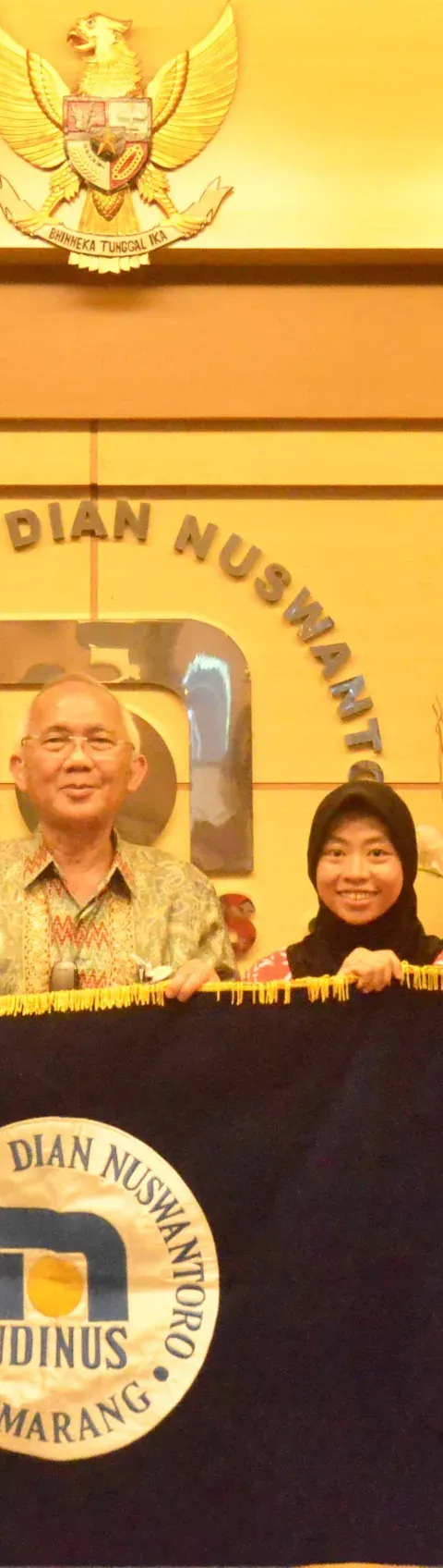 IKUTI POMNAS KE XVII TAHUN 2022, UDINUS LEPAS 10 ATLET UNTUK BERLAGA WAKILI PROVINSI JATENG