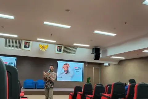 KPUR UDINUS AJAK GENERASI MUDA BIJAK GUNAKAN TEKNOLOGI PERANGI BERITA HOAX