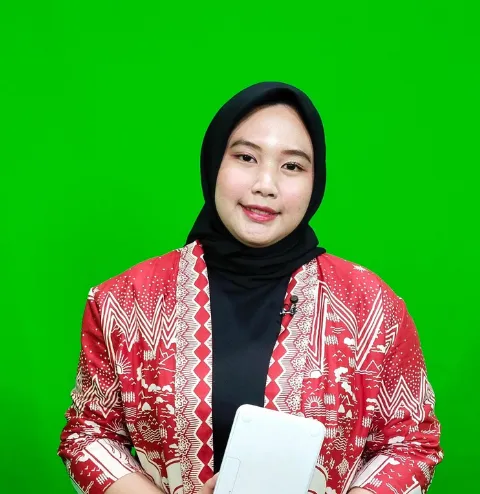Aktif Berorganisasi dan Berkarier Sebagai News Anchor, Mahasiswi Bahasa Inggris Udinus Fassilmi: Jangan Sia-siakan Kesempatan!