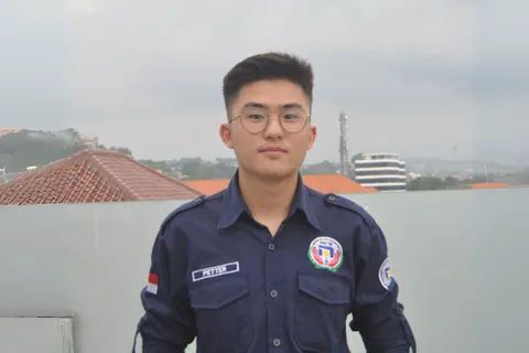 Mahasiswa Berprestasi Udinus, Petter Hans Terbitkan Artikel Penelitian hingga Jurnal Internasional