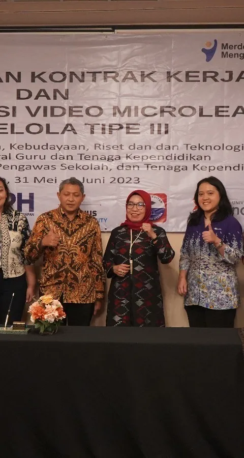 PRODI D-4 FTV UDINUS DIGANDENG KEMDIKBUD RISTEK PRODUKSI PULUHAN VIDEO PEMBELAJARAN DARING
