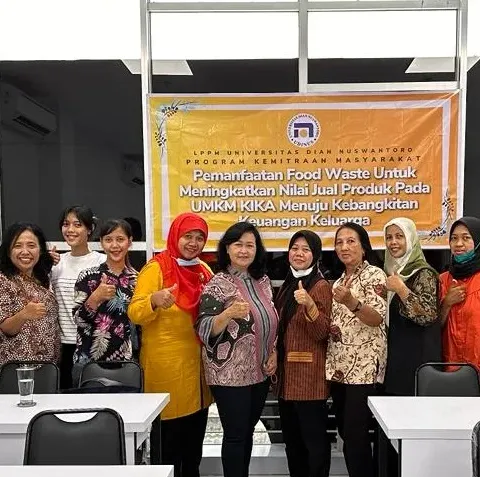 MINIMALISIR SISA BAHAN PRODUKSI TERBUANG SIA-SIA, PARA DOSEN PRODI S-1 AKUNTANSI BERIKAN PELATIHAN