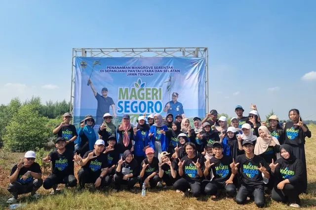 Ajak Mahasiswa Peduli Lingkungan, Prodi Kesling Udinus Berpartisipasi Mageri Segoro