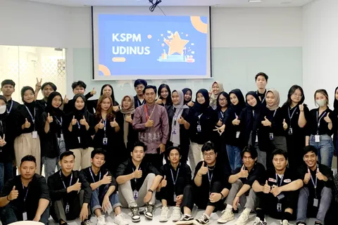 Galeri Investasi Pasar Modal Udinus Jadi yang Terbaik di Jawa Tengah di Lingkup Perguruan Tinggi