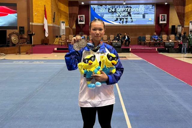 Atlet Wushu Udinus Angel, Sumbangkan 2 Medali Perak di POMNAS XIX 2025