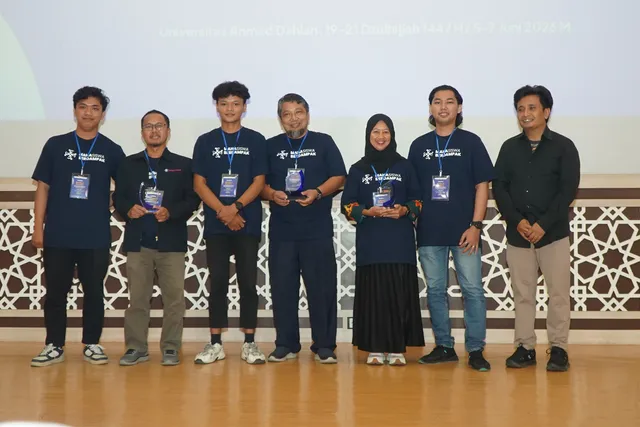 BEM-KM Udinus Raih Medali Silver Nasional, Transformasi Pertanian Berbasis IoT di Wonogiri Jadi Sorotan