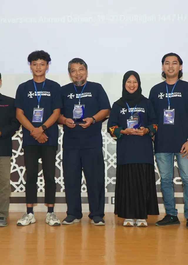 BEM-KM Udinus Raih Medali Silver Nasional, Transformasi Pertanian Berbasis IoT di Wonogiri Jadi Sorotan