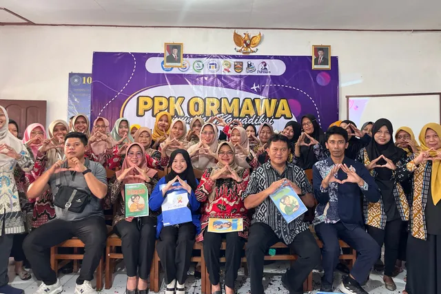PPK Ormawa Komunitas Kamadiksi Udinus Berdayakan Perempuan Desa Klepu lewat ‘Sekolah Permata’