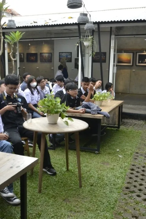 CSAC Udinus Ajak Siswa SMA Dan SMK Lebih Dalami Dunia Fotografi