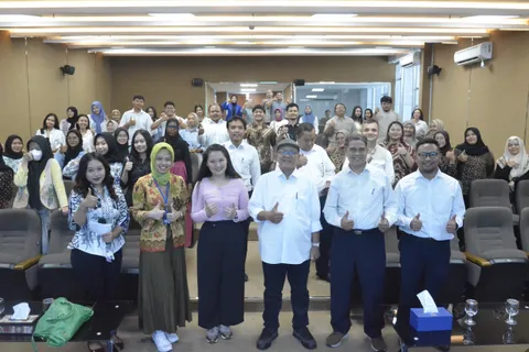 International Guest Lecture FEB Udinus Berikan Sudut Pandang Akademik dan Praktisi Soal Perubahan Wirausaha di Era Informasi
