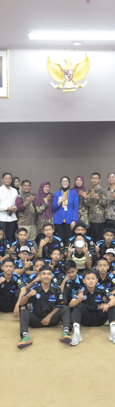 KUNJUNGAN SMKN 4 BANJAR KENALI FAKULTAS ILMU KOMPUTER UDINUS LEBIH DEKAT