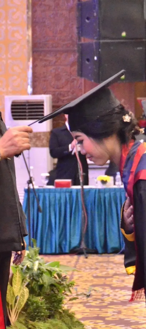 Wisuda Ke-79, Rektor Udinus Beri Pesan ke Wisudawan Untuk Manfaatkan Teknologi Untuk Berwirausaha