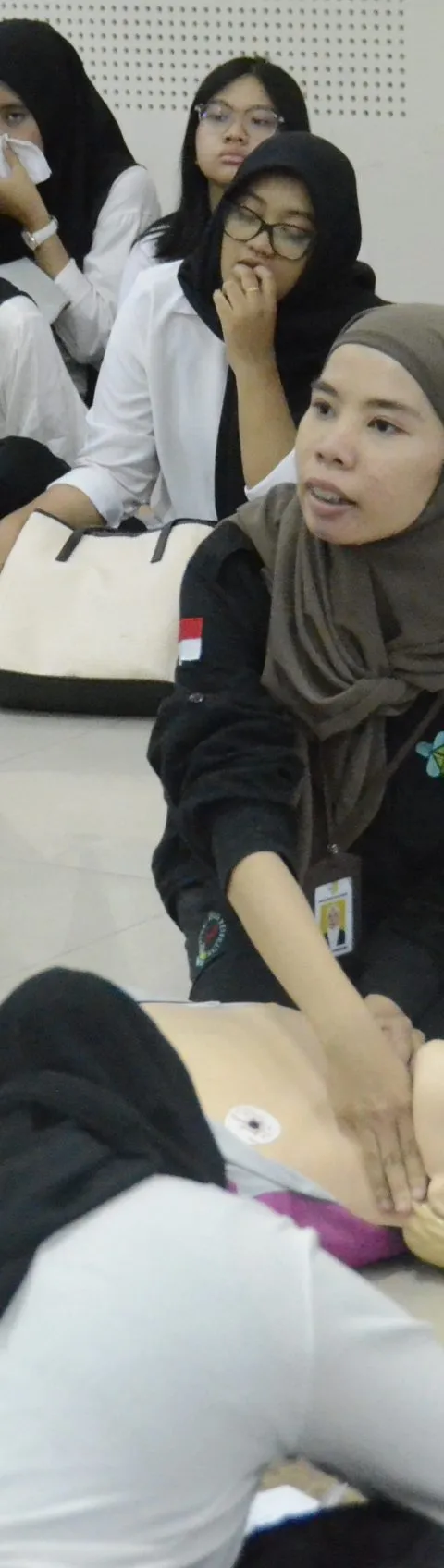 Bekali Tentang Ilmu Pertolongan Pertama, 600 Mahasiswa Udinus Ikuti Pelatihan Bantuan Hidup Dasar dari Kemenkes RI
