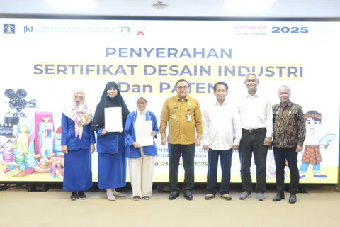 Empat Dosen Udinus Raih Sertifikat Kekayaan Intelektual, Ini Karya Mereka!
