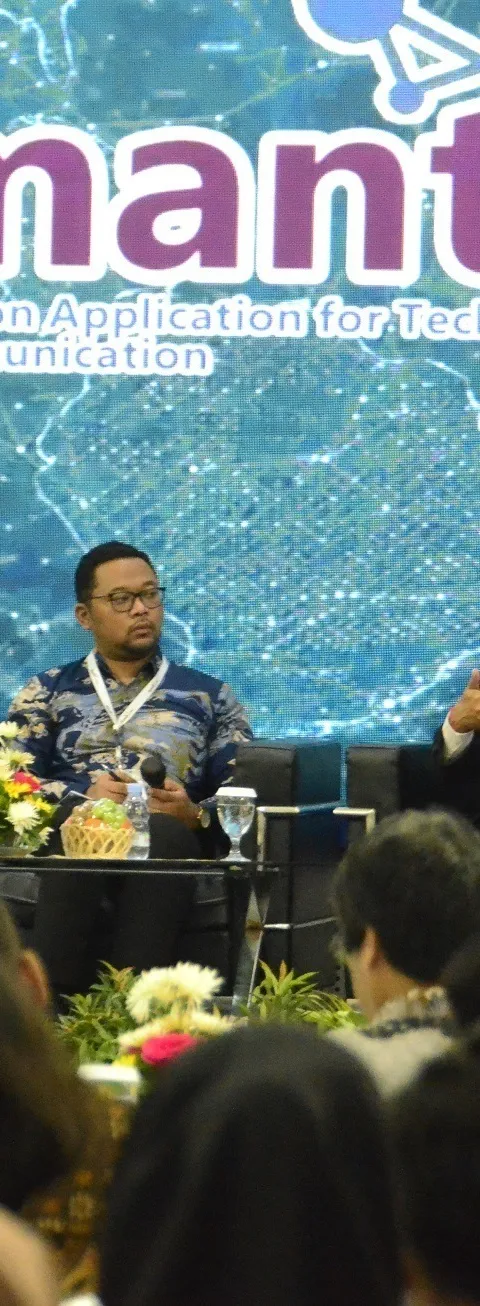 ISEMANTIC 2023 DIGELAR, UDINUS AJAK PARA PENELITI DI SELURUH DUNIA SALING BERTUKAR ILMU