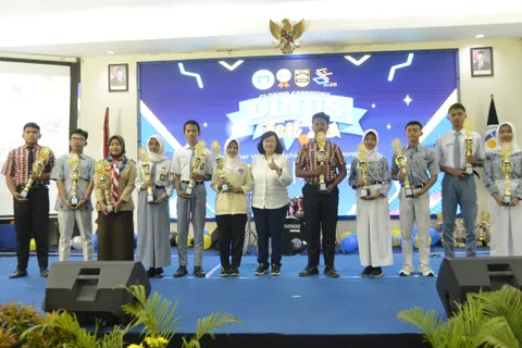Dinus Festival 2025 Resmi Ditutup, Lahirkan Juara Baru dan Talenta Muda Luar Biasa