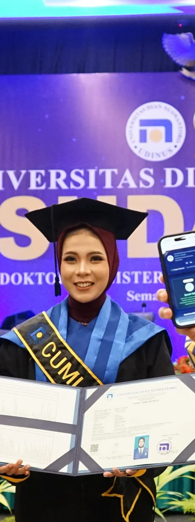 Wisuda ke-87 Udinus 841 Wisudawan Resmi Kantongi Ijazah Blockchain, Pertama di Indonesia!