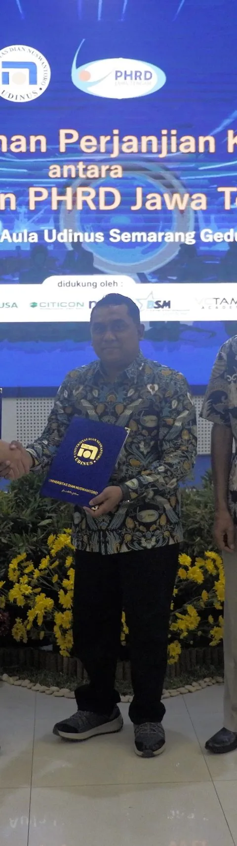 Kolaborasi Udinus dan PHRD Kenalkan AI untuk Penguatan Potensi SDM di Era Digital