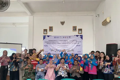 Wujudkan Desa Jatimulyo Jadi Desa Cerdas, Tim PPKO DPM FIK Inisiasi 7 Pojok Literasi