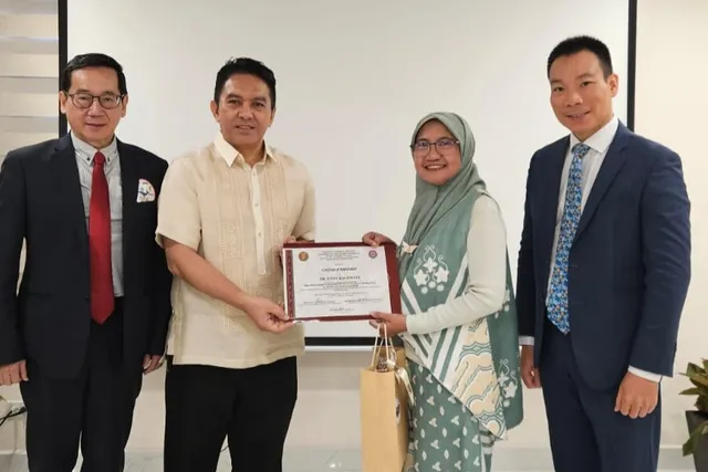 Dosen Udinus Bahas Literasi Kesehatan Digital di Forum Internasional AHLA Filipina