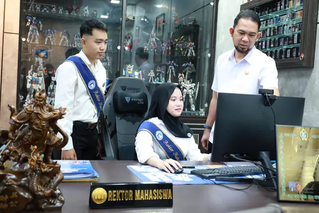 Dua Mahasiswa 'Sehari Jadi Rektor 2026' Jalani Mirroring Kerja Rektor dan Realisasikan Program Inovatif Kampus
