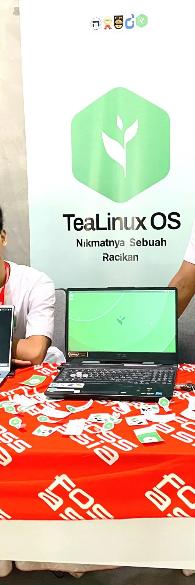 Ekspansi Internasional, Tim Doscom Udinus Unjuk Gigi di Ajang FOSSASIA Summit 2026 Thailand