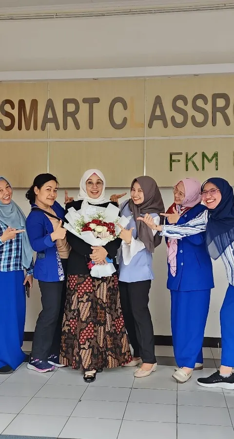 FKES UDINUS TAMBAH AMUNISI, ETI RIMAWATI BERHASIL RAIH DOKTOR BERKAT RANCANG MODEL PEER