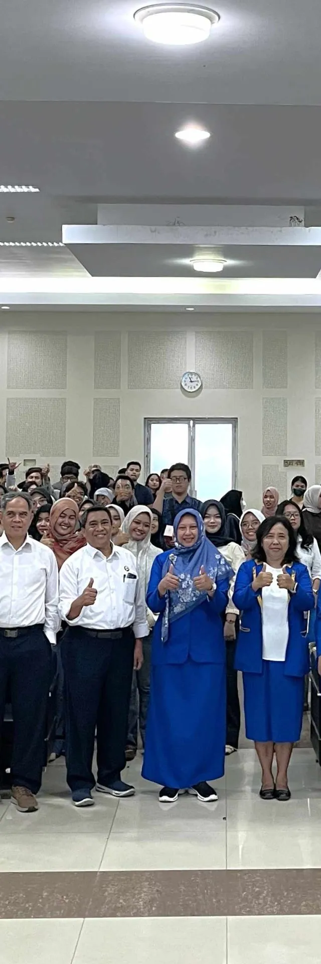 Bekali 291 Wisudawan Hadapi Dunia Kerja dan Wirausaha, FEB Udinus Hadirkan Alumni Praktisi