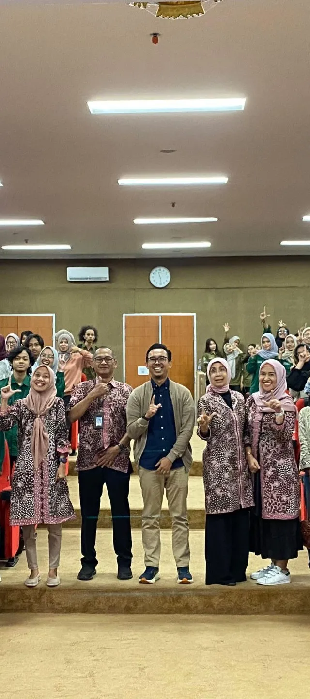 FKes Udinus Berikan Pemahaman Pengelolaan Dampak Lingkungan di Sektor Ketenagalistrikan melalui Kuliah Umum