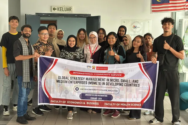 Tim Pengabdian Udinus Tingkatkan Wawasan Global Mahasiswa Lewat Kolaborasi Strategi UMKM Indonesia–Malaysia