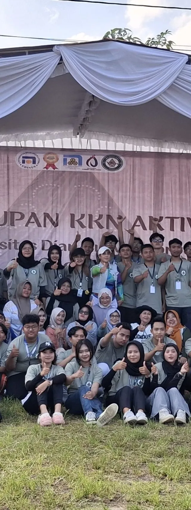 Semarak Pesta Rakyat, jadi Penutup KKN Aktivis Udinus 2025 di Kecamatan Kandangan