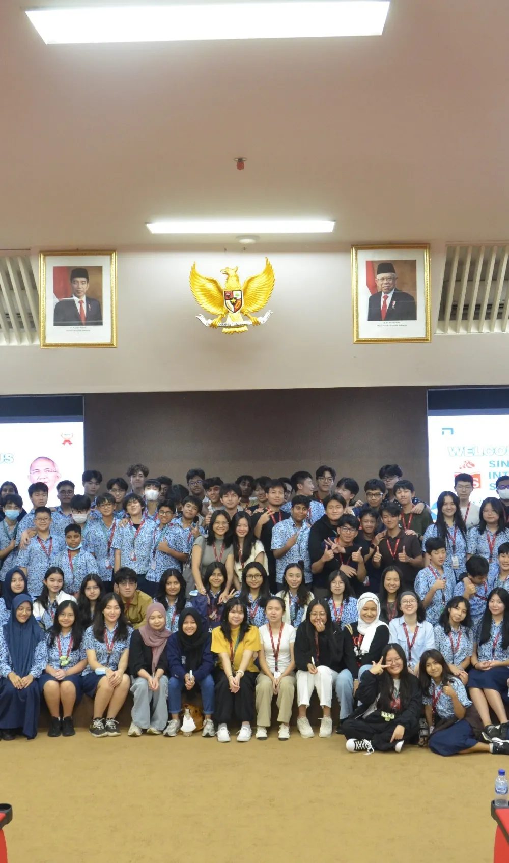 Udinus Terima Kunjungan dari SIS Semarang, Kenalkan Fasilitas-Fasilitas Laboratorium