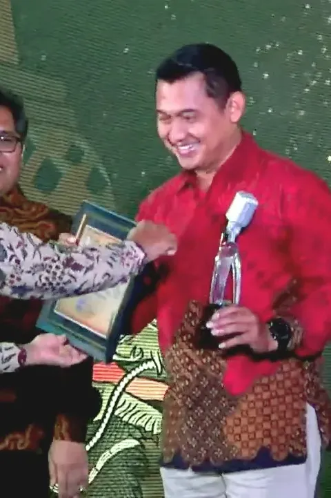 HADIRKAN PROGRAM BERKUALITAS, KPID JATENG NOBATKAN TVKU SEBAGAI LEMBAGA PENYIARAN TELEVISI LOKAL TERBAIK