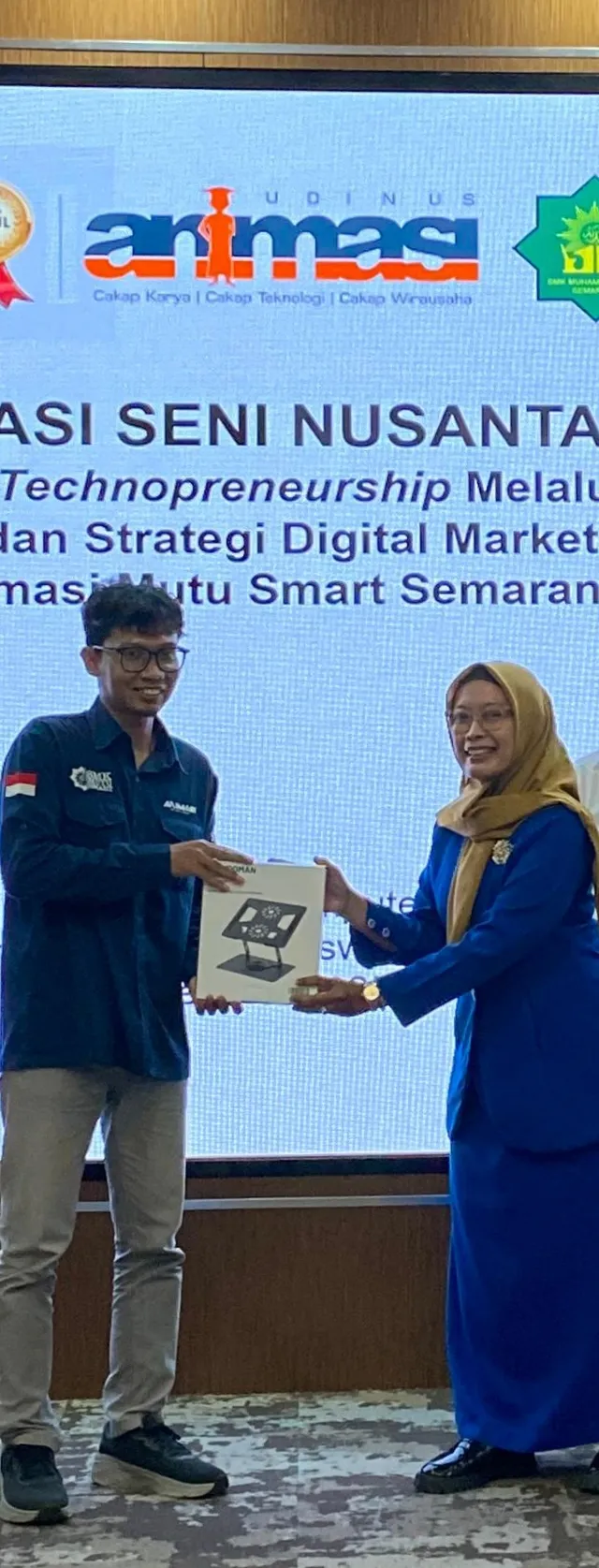 Hibah dari Prodi Animasi Udinus Tandai Kolaborasi dengan SMK Muhammadiyah 1 Semarang dalam PISN 2025