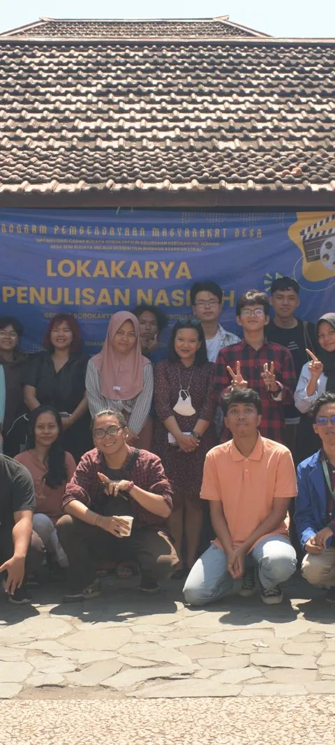 BIRO FTV UDINUS LESTARIKAN BUDAYA TRADISIONAL DI SOBOKARTTI LEWAT BIOSKOP MINI