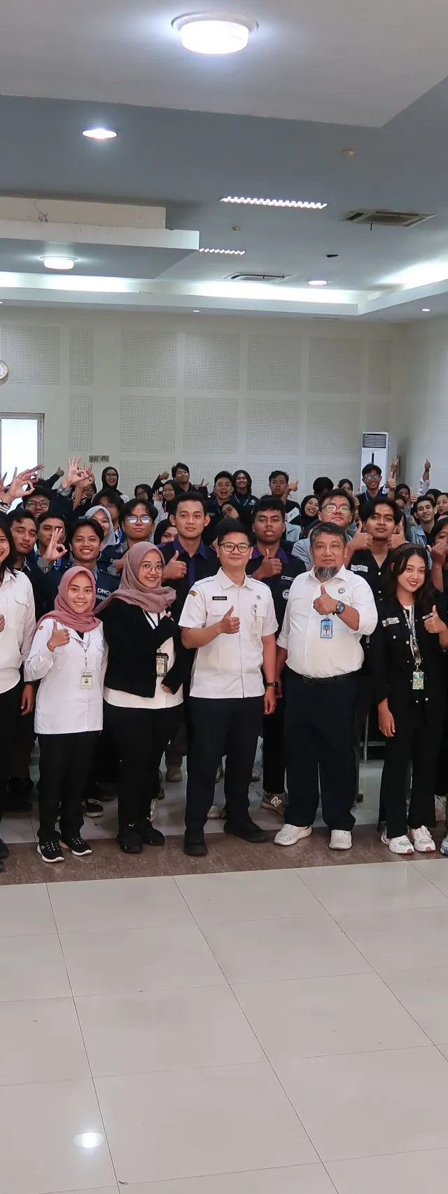KKN Aktivis Udinus 2025 Berkolaborasi dengan Disperakim untuk Optimalkan Pembaruan Data RTLH