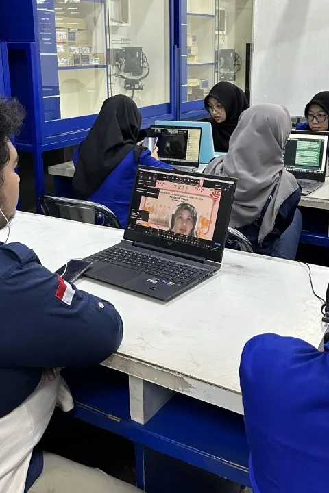 Generasi Muda Hadapi Tantangan Era Society 5.0 Lewat Karya Ilmiah Bersama UKM Penalaran Udinus