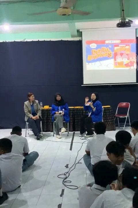 Kampanye Komunikasi Ilkom Udinus Ajak Pelajar SMA/SMK dari 23 Sekolah Kuatkan Keterampilan Digital Dasar