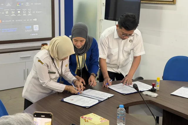 FT Udinus Gandeng SMKN 2 Salatiga, Buka Peluang Magang hingga Kolaborasi Riset IoT