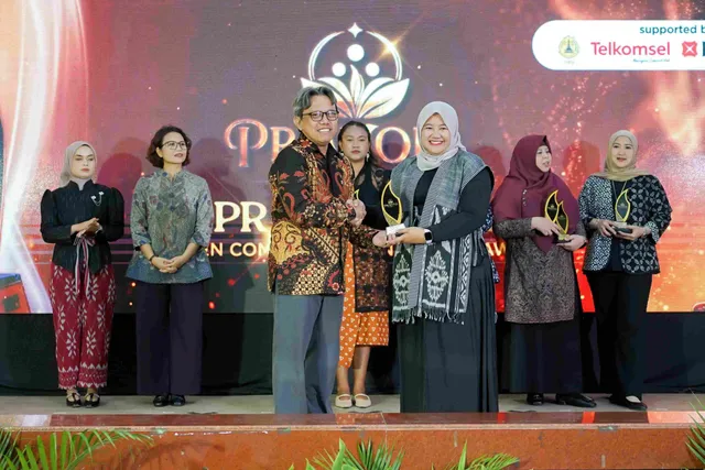 Koordinator Humas FIK Udinus, Heni Indrayani Raih Bronze Winner PRIWOLA 2026