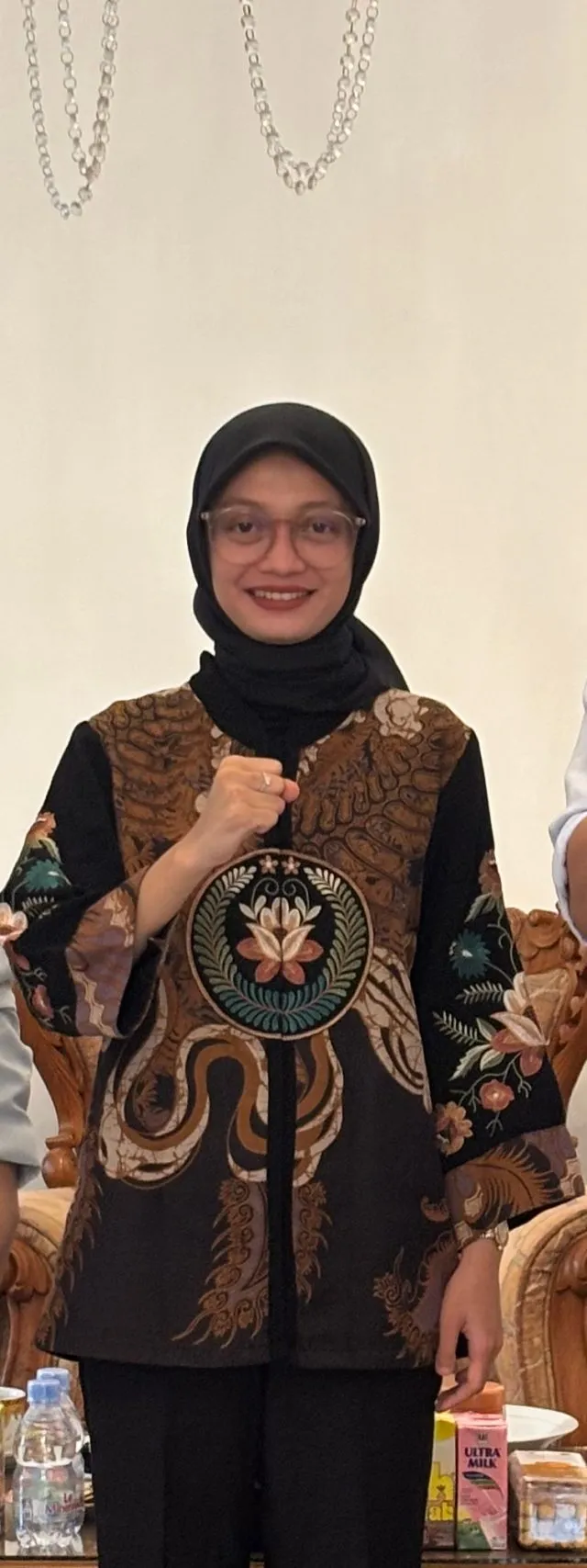 Mas Rektor Udinus Berikan 25 Beasiswa Penuh pada Wali Kota Kediri