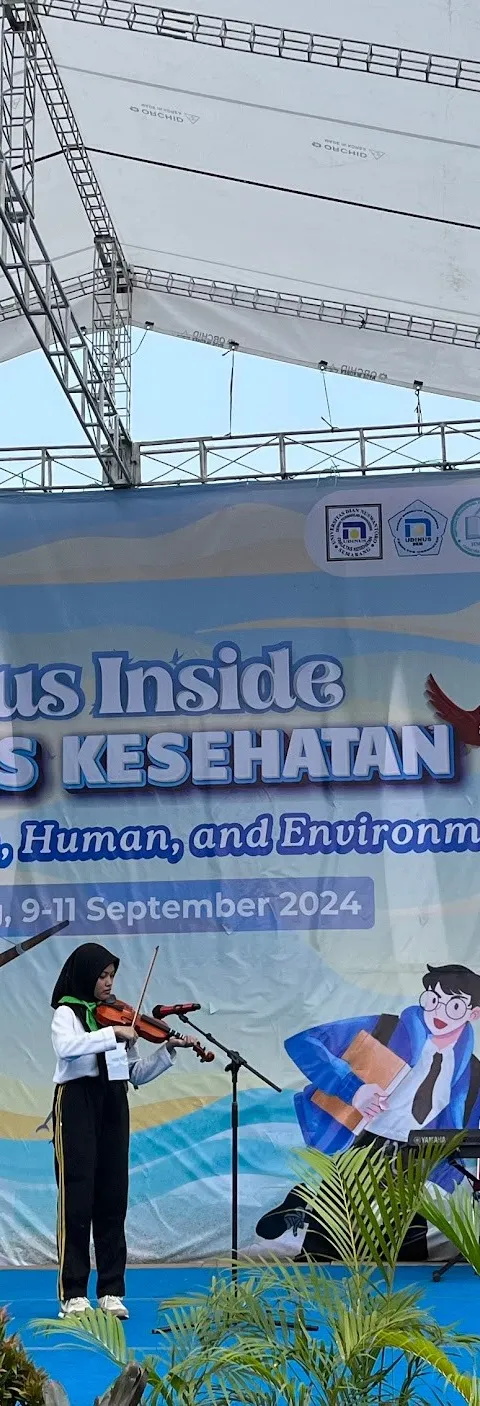 Fakultas Kesehatan Udinus Gelar SHINE, Mahasiswa Udinus Didorong untuk Kreatif