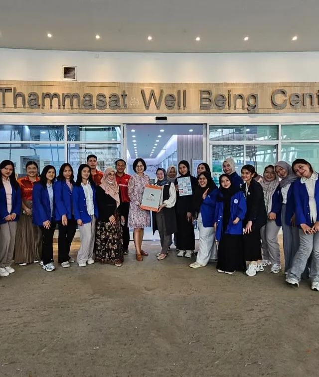 Mahasiswa Kesmas Udinus Ikuti Kunjungan di Thammasat University Thailand, Upaya Pelajari Sistem Kesehatan di Negara Lain