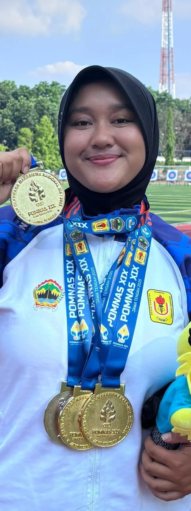4 Medali Sekaligus di Sumbangkan Atlet Panahan Udinus Nurisa pada Perhelatan Pomnas XIX Jateng 2025